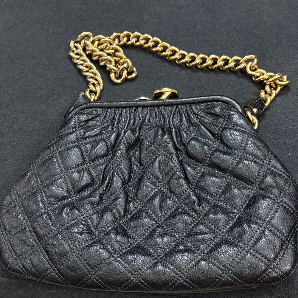 Marc Jacobs Black Quilted Bag with Gold Chain - Picture 2 of 8